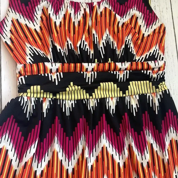 Multicolor Sleeveless Maxi Dress - Picture 5 of 9